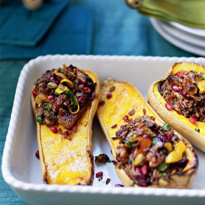 squash-stuffed-with-fruit-and-nut-pilaf