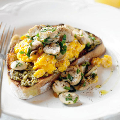 scrambled-eggs-with-mushrooms-on-truffle-pesto-sourdough-toast
