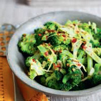 stir-fried-broccoli-with-garlic-ginger-and-chilli