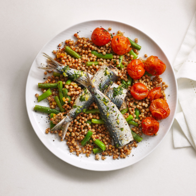 sardines-herby-couscous-green-beans