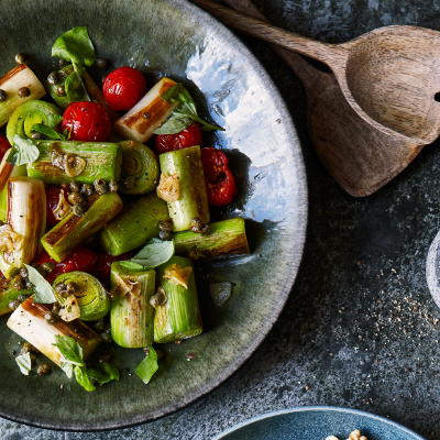 scorched-leeks-with-tomato-and-caper-dressing