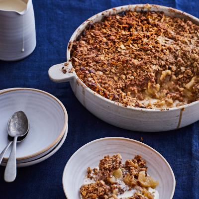 spiced-apple-crumble