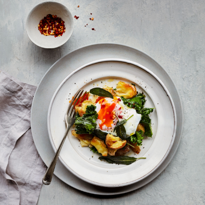 smashed-potatoes-with-kale-poached-eggs