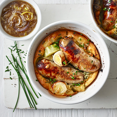spelt-toad-in-the-hole-with-leek-gravy