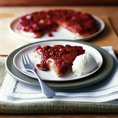 tarte-tatin-with-cranberries-and-apple