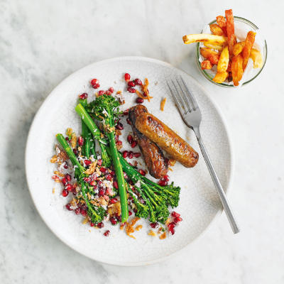 tamarind-sausages-with-broccoli-and-chips