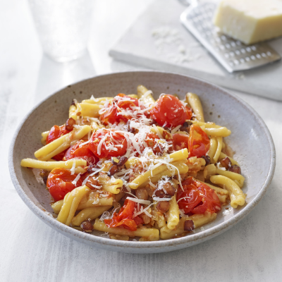 tomato-pancetta-casarecce