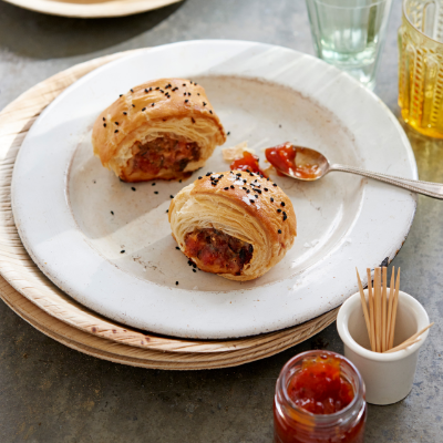 turkey-bacon-and-tomato-sausage-rolls