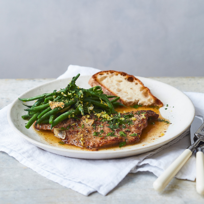 veal-escalope-with-lemon-and-garlicky-green-beans