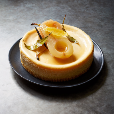 no.1-baked-vanilla-cheesecake-with-poached-pears-in-sweet-wine