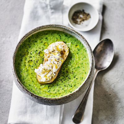 watercress-pea-soup-with-goats-cheese-croutes